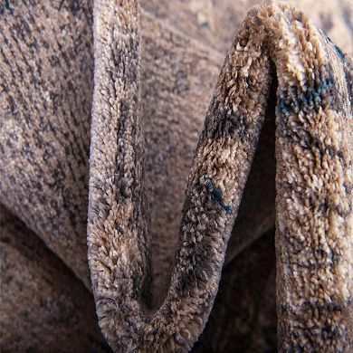 Unique Loom Kasern Salzburg Throw Rug