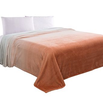 Elegant Comfort Ombre Printed Velvet Touch Fleece Blanket