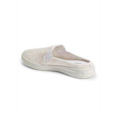 Comfortview Women's The Camellia Slip On Sneaker Mule