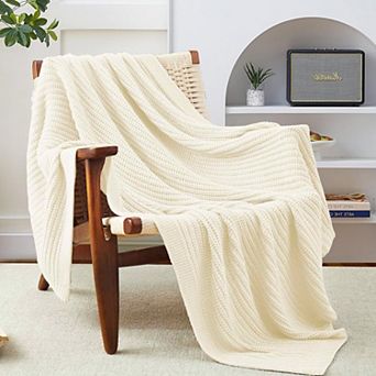 Unikome Ultra Soft Plush Lightweight Summer Blanket