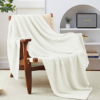 Unikome Ultra Soft Plush Lightweight Summer Blanket