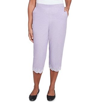 Women's Alfred Dunner Eyelet Embroidered Capri Pants