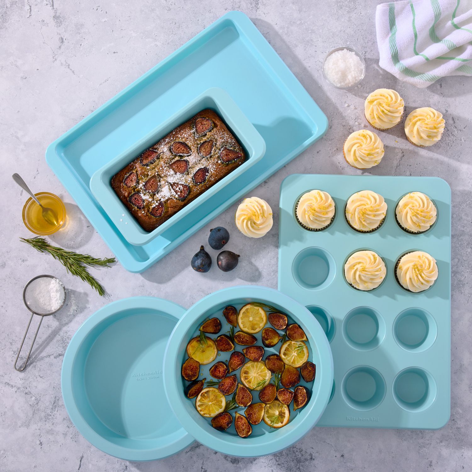KitchenAid Non-Stick Bakeware - Thumbnail 5