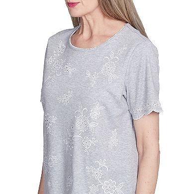 Petite Alfred Dunner Embroidered Tossed Flower Tee