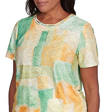 Petite Alfred Dunner Textured Patch Short Sleeve Tee