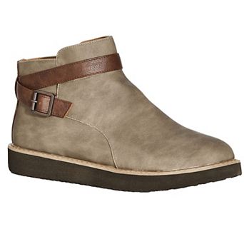 Avenue Women's Wide Width Valentina Wide Width Ankle Boot