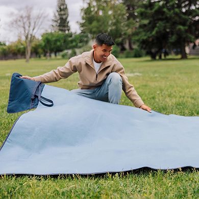 Oniva XL Outdoor Water-resistant Picnic Blanket Tote