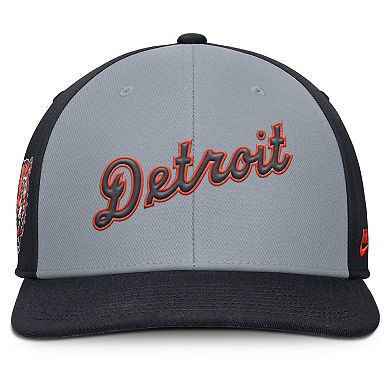Men's Nike Gray/Navy Detroit Tigers Pro Performance Snapback Hat