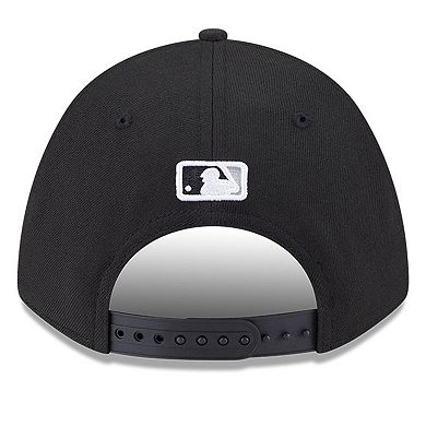 Men's New Era Black Chicago White Sox Player Replica 9FORTY Adjustable Hat