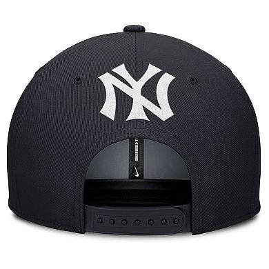 Men's Nike Gray/Navy New York Yankees Pro Performance Snapback Hat