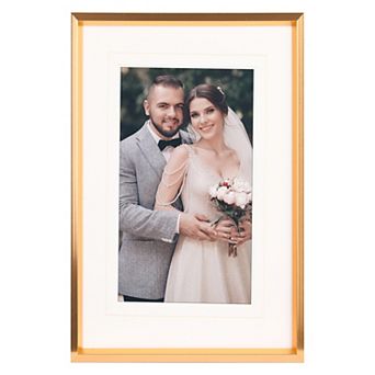 Metal Picture Stylish Tabletop Display Frame for Wedding Photos and Posters Family Decor