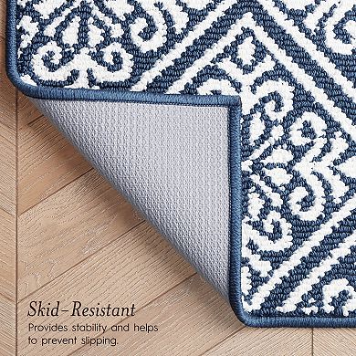Laura Ashley Austell Two-Tone All Loop Tufted Machine-Washable Skid-Resistant Runner