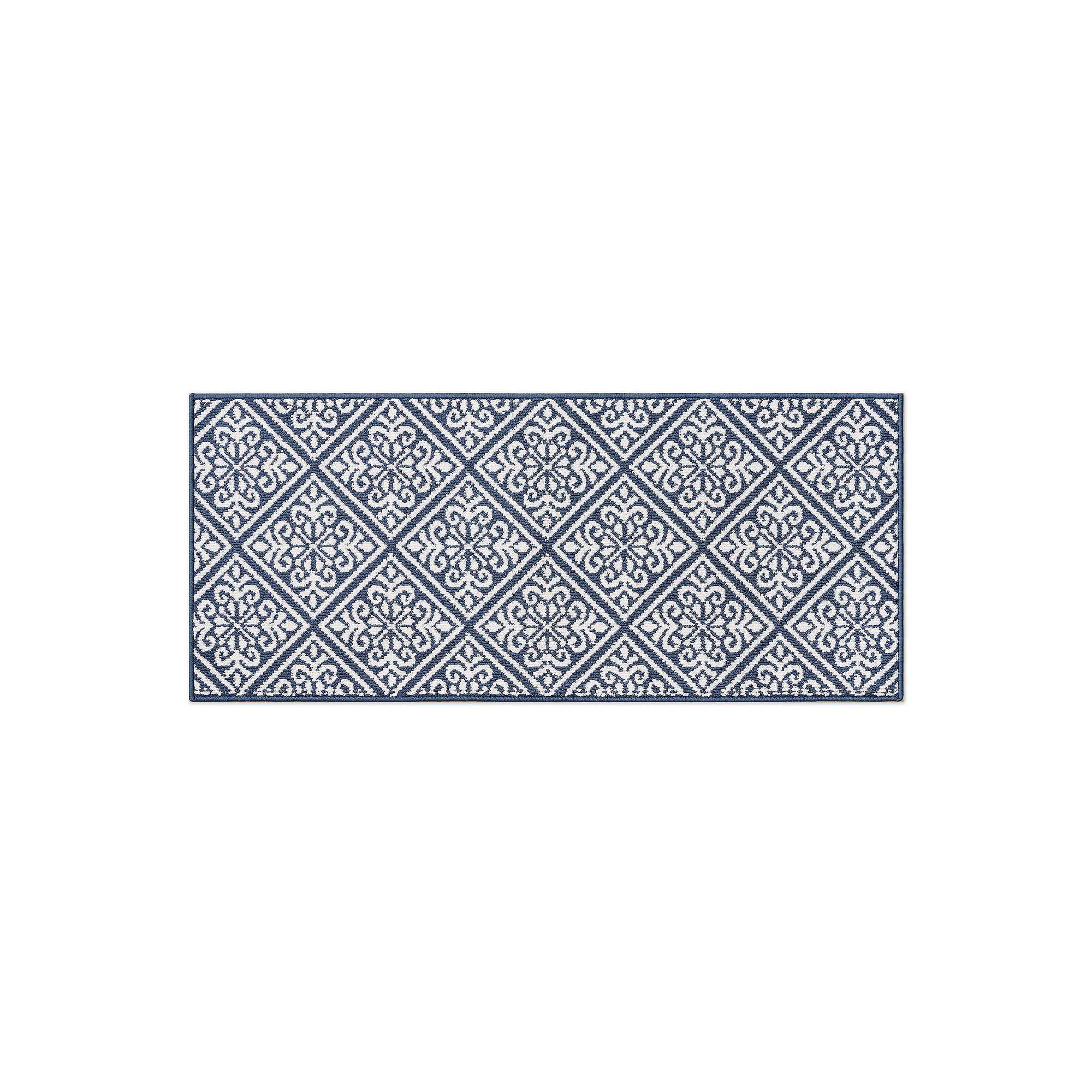 Laura Ashley Austell Two-Tone All Loop Tufted Machine-Washable Skid-Resista