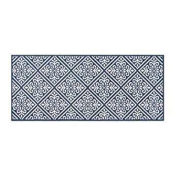 Laura Ashley Austell Two-Tone All Loop Tufted Machine-Washable Skid-Resistant Runner