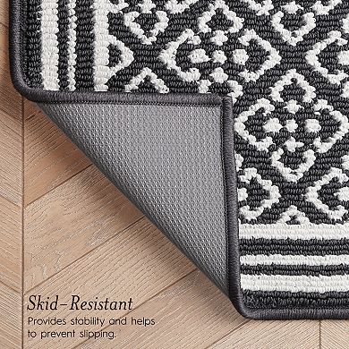 Laura Ashley Isla Two-Tone All Loop Tufted Machine-Washable Skid-Resistant Runner