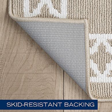 Nautica Collin Trellis Border Tufted Runner