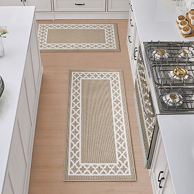 Nautica Collin Trellis Border Tufted Runner