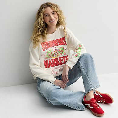 Juniors' Strawberry Shortcake Markets Graphic Fleece Sweatshirt