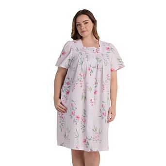Plus Size Miss Elaine Essentials Seersucker Short Snap Robe