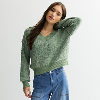 Juniors' SO® Long Sleeve Drop Shoulder V-Neck Pullover Sweater