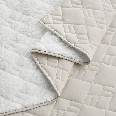 Bearpaw Perri Quilt with Shams