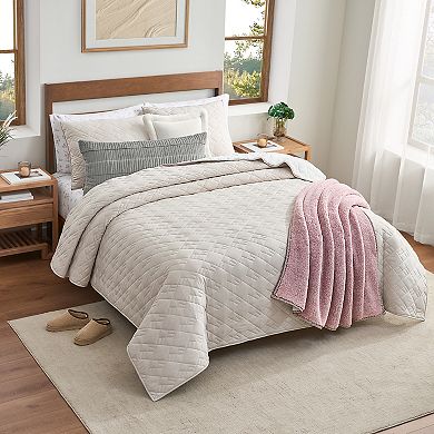 Bearpaw Perri Quilt with Shams