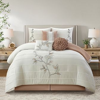 Nanshing Raina 7 pc Floral Comforter Set