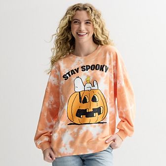 Juniors' Peanuts Snoopy And Woodstock Stay Spooky Oversized Graphic Pullover