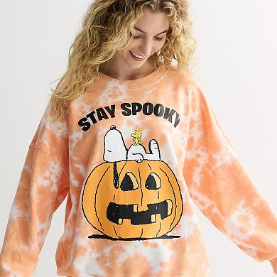 Juniors' Peanuts Snoopy And Woodstock Stay Spooky Oversized Graphic Pullover