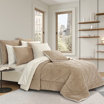 Five Queens Court Emmett Comforter Set