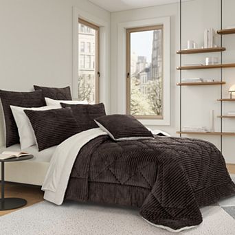 Five Queens Court Emmett Comforter Set