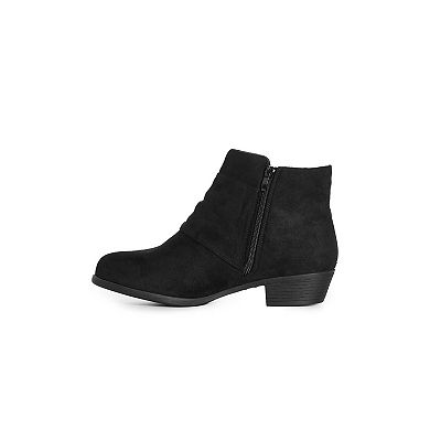 Avenue Women's Wide Width Finula Ankle Boot
