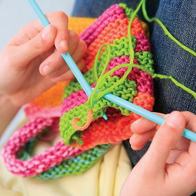 4M: Easy-To-Do Knitting Kit Learn 2 Yarn Projects All-In-1 DIY Set