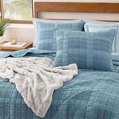 Bearpaw Glens Quilt Set with Shams