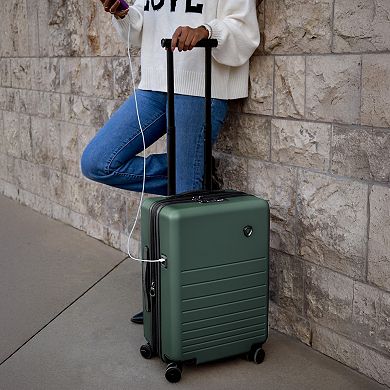 Traveler's Choice Markham 22-Inch Carry-on Polycarbonate Expandable Luggage with USB Port