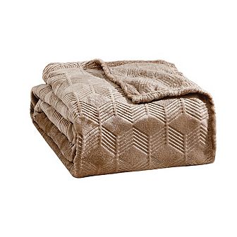 Luxury Chevron Plush Blanket Ultra-Soft Fleece, 100% Polyester, Perfect for Couch or Bed