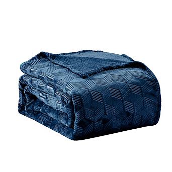 Luxury Chevron Plush Blanket Ultra-Soft Fleece, 100% Polyester, Perfect for Couch or Bed