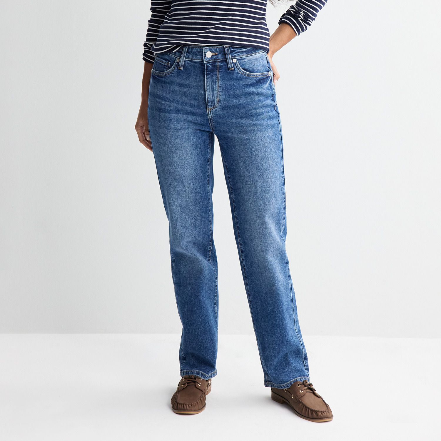Женские джинсы Petite Sonoma Goods For Life® High-Rise Straight, цвет: Яркая средняя варка — фото 1