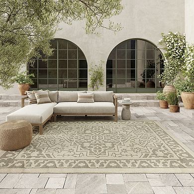 Nourison Tulum Medallion Indoor / Outdoor Area Rug