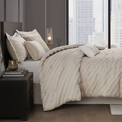Madison Park Reeve 7-piece Comforter Set with Throw Pillows