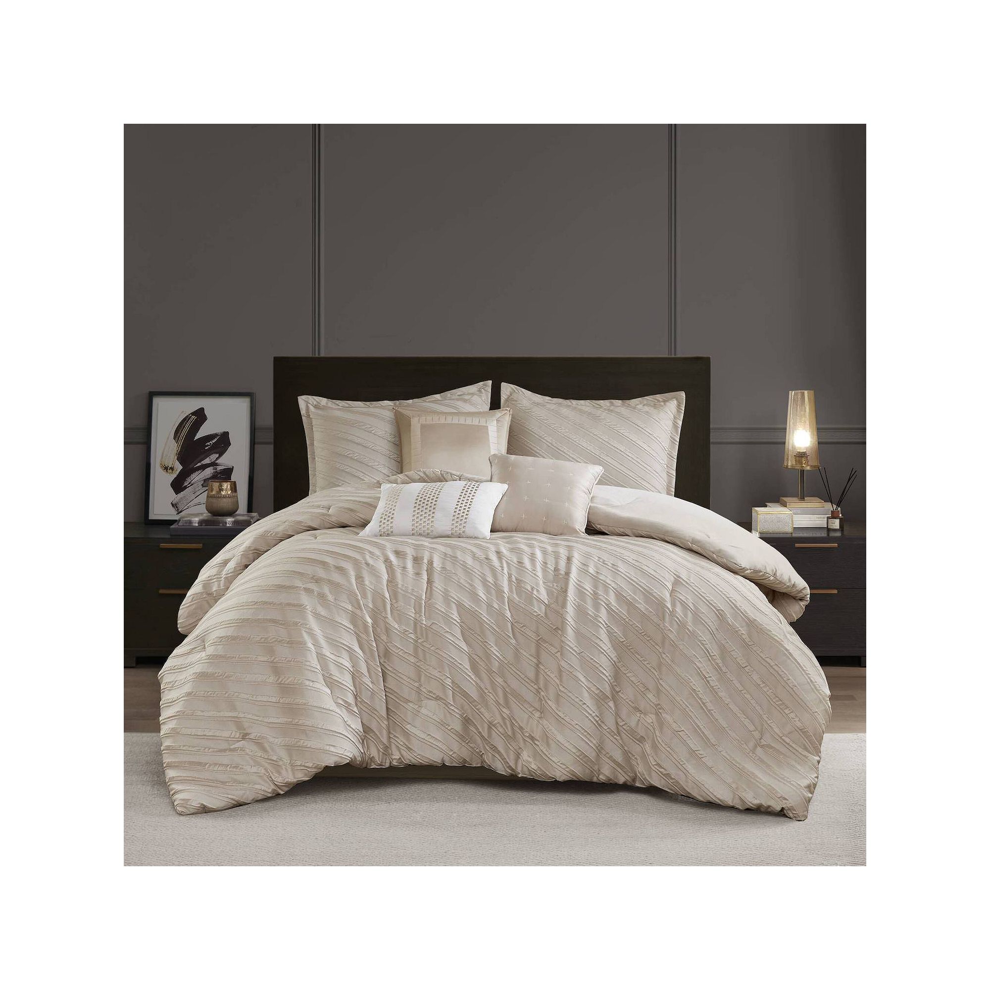 Madison Park Reeve 7-piece Comforter Set with Throw Pillows, Beige