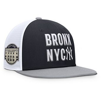 Men's Nike Navy New York Yankees Pro Trucker Snapback Hat
