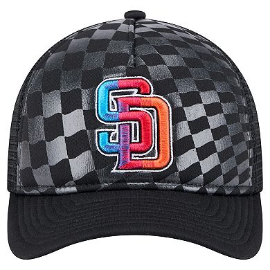 Men's New Era Black San Diego Padres Gradient 9FORTY A-Frame M-Crown Trucker Adjustable Hat