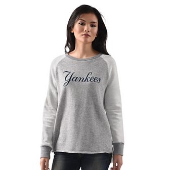 Women's G-III 4Her by Carl Banks Heather Gray New York Yankees Gridiron Raglan Pullover Sweatshirt