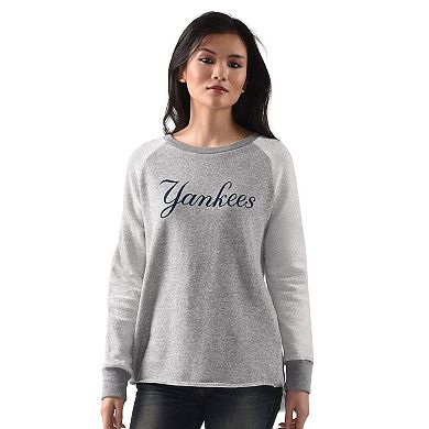 Women's G-III 4Her by Carl Banks Heather Gray New York Yankees Gridiron Raglan Pullover Sweatshirt
