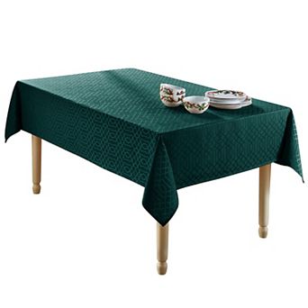 BrylaneHome Jacquard Tablecloth