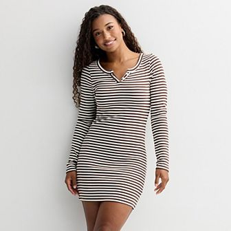 Juniors' SO® Long Sleeve Henley Dress