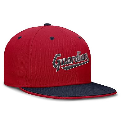 Men's Nike Red/Navy Cleveland Guardians True Primetime Two-Tone Performance Fitted Hat