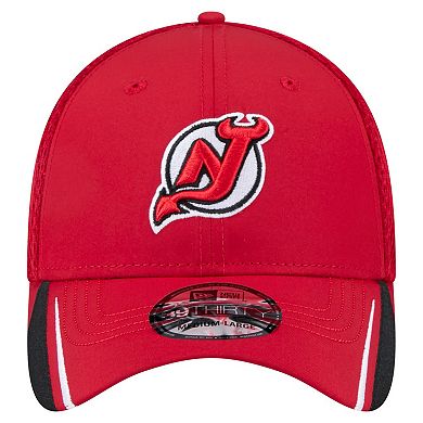 Men's New Era Red New Jersey Devils Linear Featherweight 39THIRTY Flex Hat