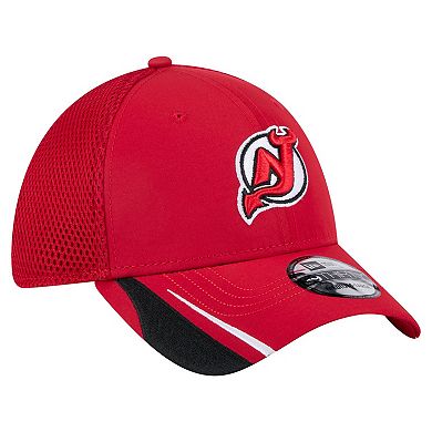 Men's New Era Red New Jersey Devils Linear Featherweight 39THIRTY Flex Hat